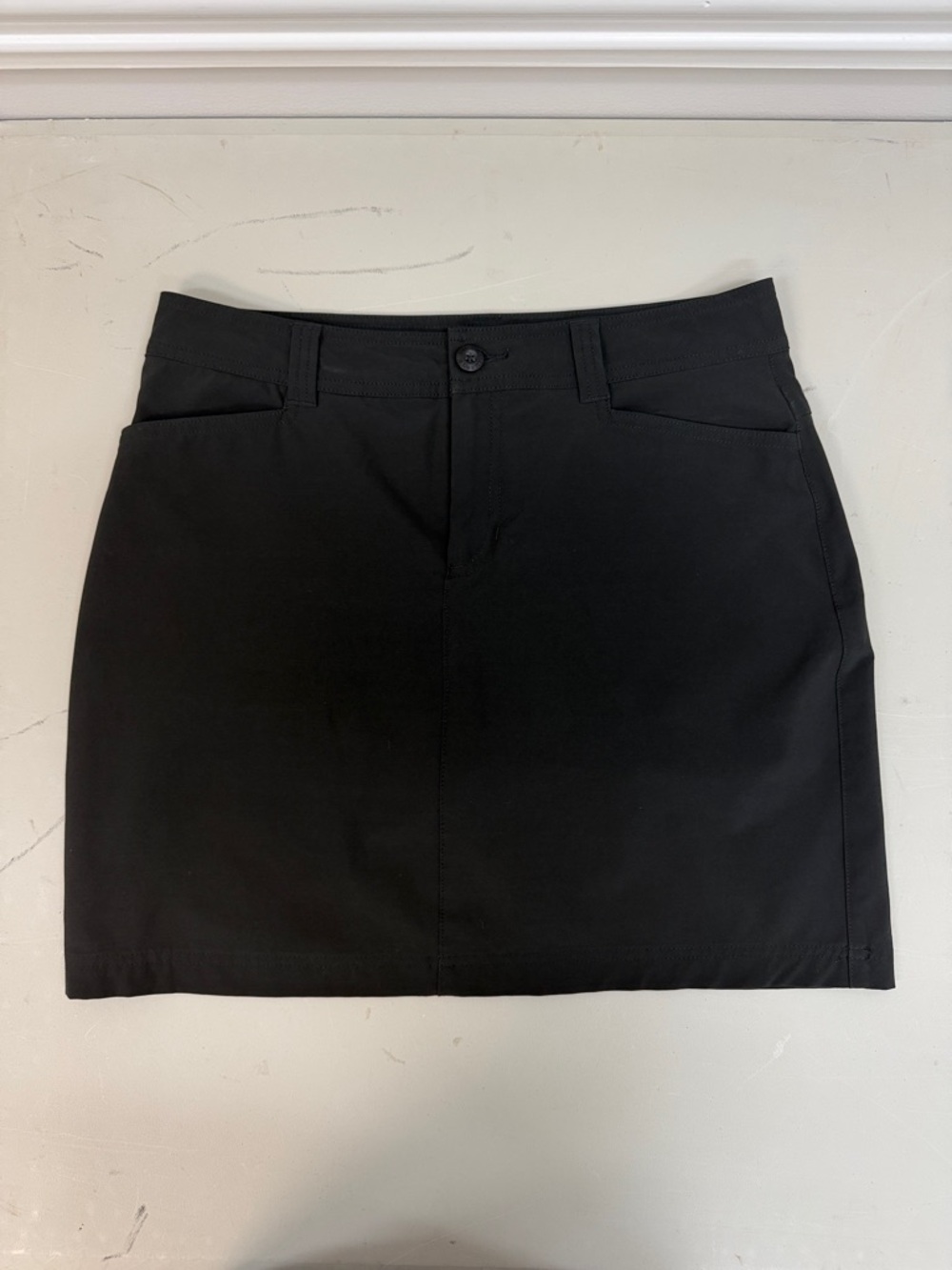 Eddie Bauer Black Women's Skirt Skort Sz 4!